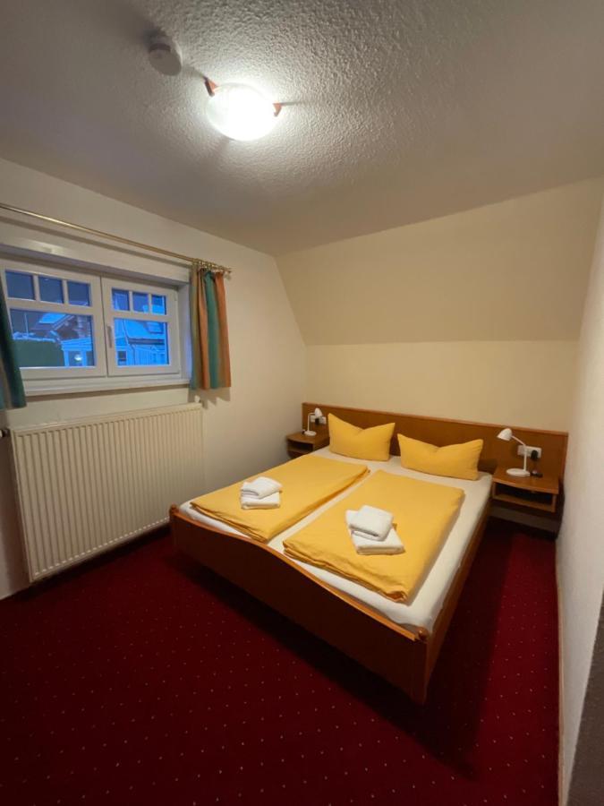 Gaststaette & Pension Waldschloesschen 오버호프 외부 사진