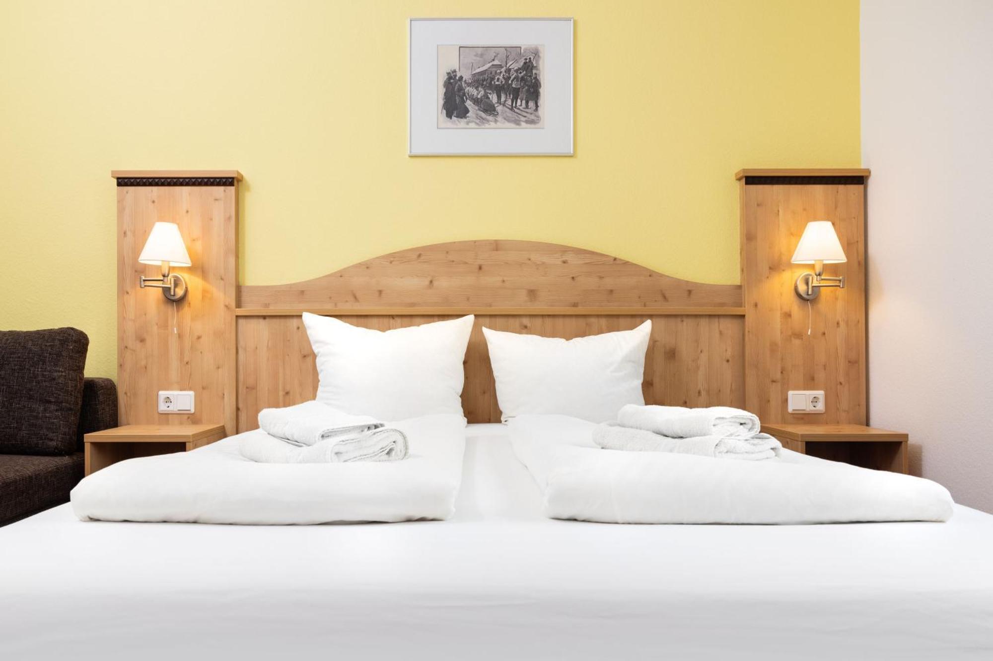 Gaststaette & Pension Waldschloesschen 오버호프 외부 사진