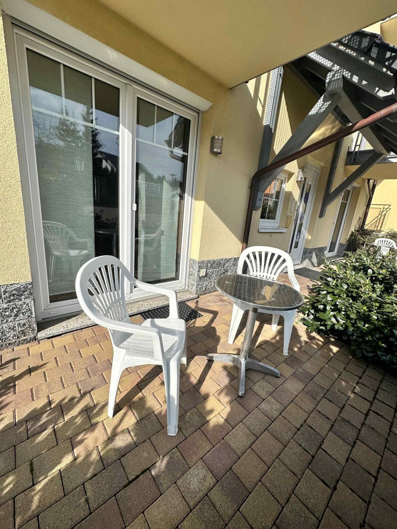 Gaststaette & Pension Waldschloesschen 오버호프 외부 사진