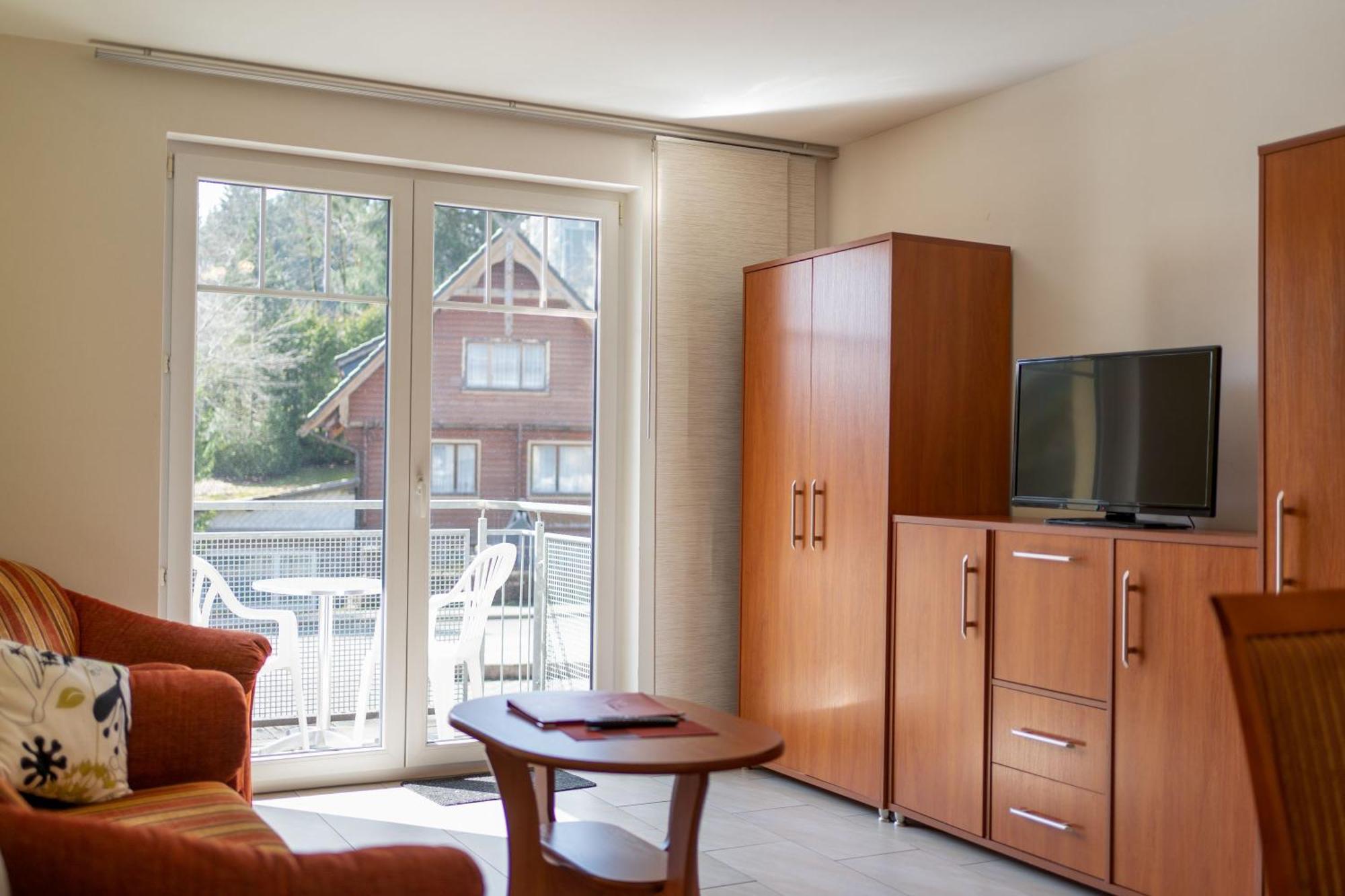 Gaststaette & Pension Waldschloesschen 오버호프 외부 사진